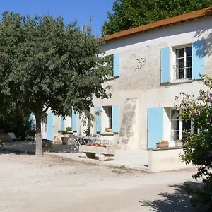  Hébergement de vacances Manade Blanc - La Fenière France
