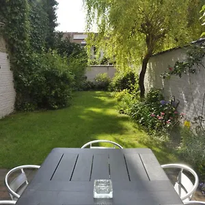 https://apartment-home-frit-home.brusselshotelsbook.com